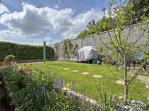 Photo 14- click for photo gallery